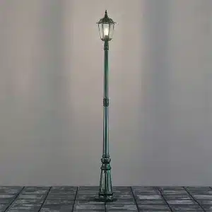 Column lamp post light in green colour