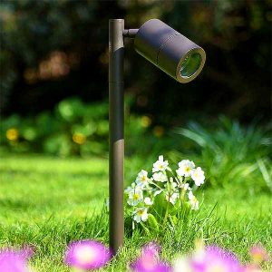 Pole Mount Outdoor Spike Light | Garden Lights