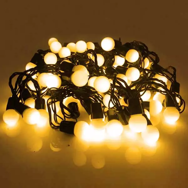 LED cherry bulb battery Christmas string lights with 100 LEDs for indoor and outdoor use