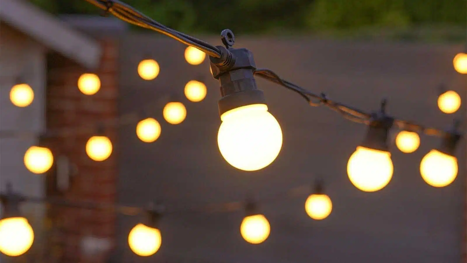 20 LED opal warm white festoon lights outside display