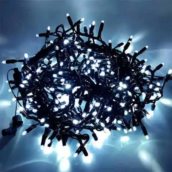 300 LED connectable cluster Christmas lights in ice white