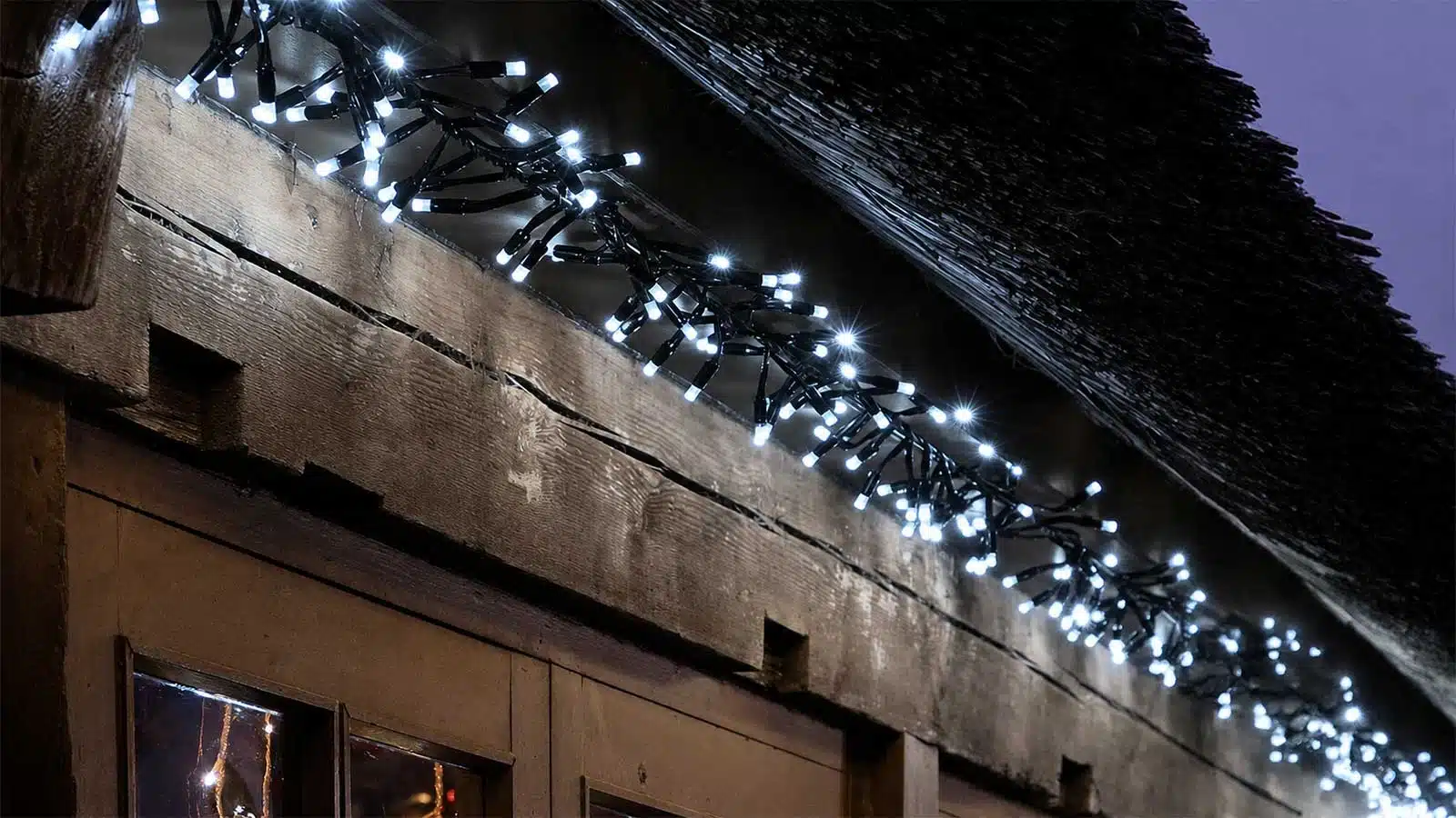 300 low voltage cluster Christmas lights ice white outside display