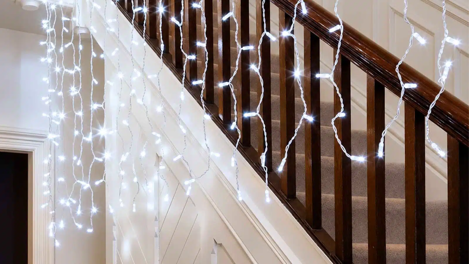 Connectable ice white LED curtain lights 1.5m drop for indoor use