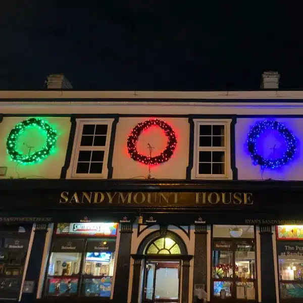 Outdoor Christmas pre-lit wreath 100cm diameter in different LED colours