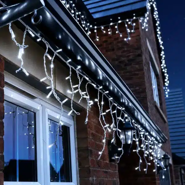 Ice white outdoor LED icicle Christmas lights outside display