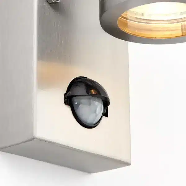 Outdoor PIR sensor garden porch wall light sensor view