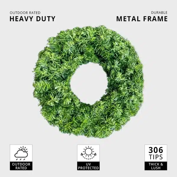 Outdoor plain Christmas wreath 75cm diameter features