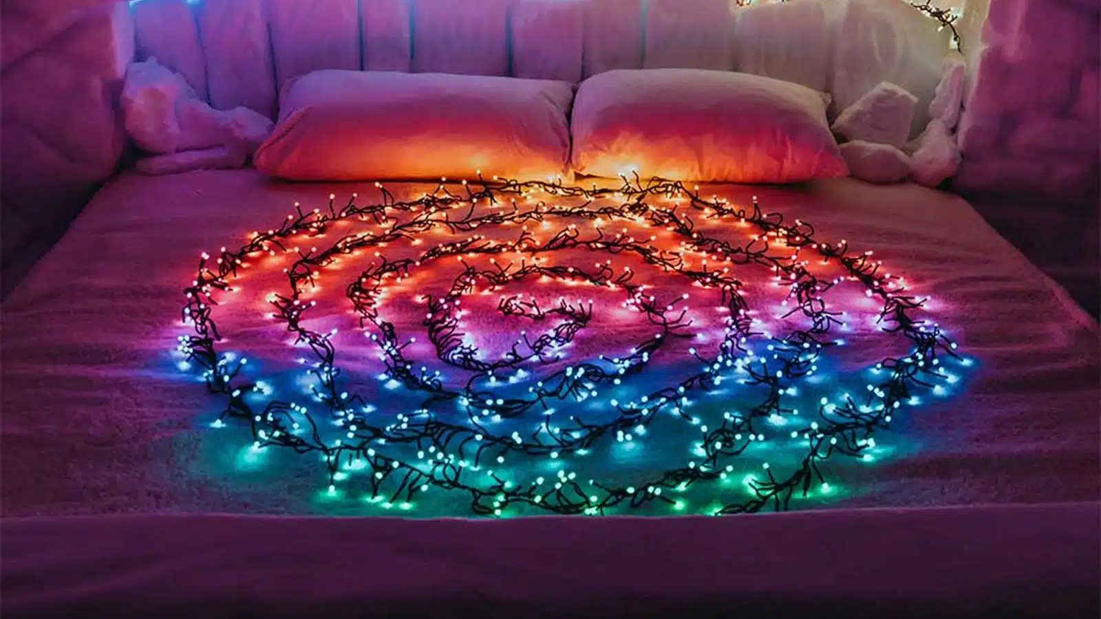 Twinkly 400 multicolour cluster Christmas lights IP44 rated