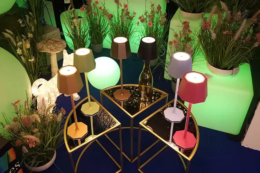 Outdoor rechargeable table lamps in different colours