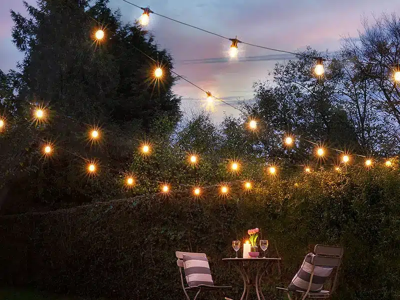 15 connectable replaceable bulbs festoon lights ideal for garden lighting, patios, weddings, parties, pubs and cafes